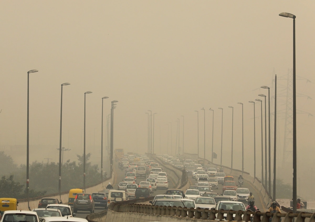 1: Delhi: India's capital city emerged as the city with the least air quality in the world with 521 AQI.