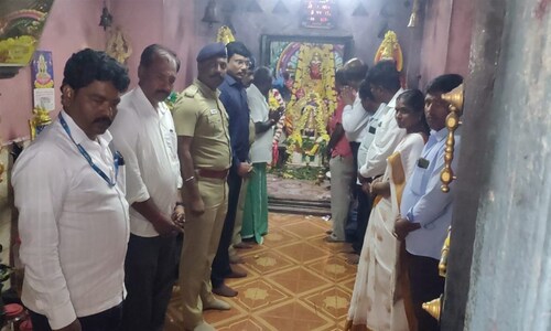 कड़ी सुरक्षा के बीच 80 साल में पहली बार तमिलनाडु के इस मंदिर में सैकड़ों दलितों ने किया प्रवेश
