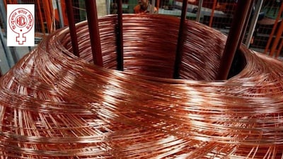 कॉपर में रिकॉर्ड तोड़ तेजी: आपूर्ति संकट और ग्रीन एनर्जी बनी वजह.