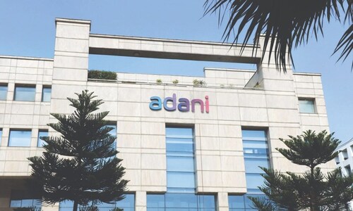 आज Adani Group पर आई कई बड़ी खबरें, फटाफट पढ़ लें, शेयरों पर होगा सीधा असर