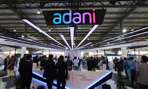 Adani की 3 कंपनियों पर आई बड़ी खबर, सोमवार को सीधा होगा शेयरों पर असर!