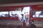 ओडिशा में हुए ट्रेन हादसे में 233 लोगों की मौत, युद्ध स्तर पर जारी राहत कार्य, हेल्पलाइन नंबर जारी