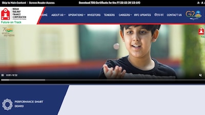 न्यूज एजेंसी रॉयटर्स के मुताबिक, सरकार जल्द हिस्सा बेच सकती है. हालांकि, इस पर विस्तार से जानकारी नहीं आई है. खबर के बाद शेयर 1.5 फीसदी बढ़ा है. एक महीने में 60% और 1 साल में 150% बढ़ा है.