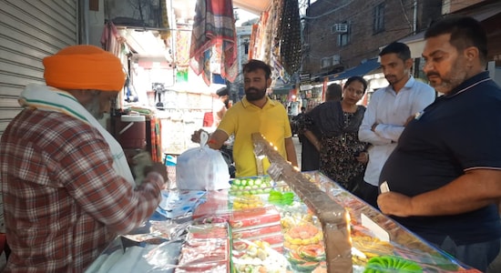 बिजनेस बिजनेस