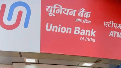 Union Bank of India Ltd Share: बैंक का शेयर मामूली तेजी के साथ 141 रुपये के भाव पर बंद. बैंक ने एक्सचेंज को बताया कि
QIP खुल गया है. फ्लोर प्राइस 142.78 रुपये प्रति शेयर है. QIP से 3000 करोड़ रुपये तक जुटाने को बोर्ड मंजूरी मिल चुकी है. QIP यानी qualified institutional placement है. कंपनियां QIP का इस्तेमाल घरेलू बाज़ार से रकम जुटाने के लिए करती हैं.QIP के लिए मार्केट रेग्युलेटर यानी SEBI से मंज़ूरी की ज़रूरत नहीं.QIP के लिए कंपनी नियमों के मुताबिक शेयर का भाव तय करती है.QIP का भाव शेयर के 2 हफ्ते के औसत भाव से कम नहीं हो सकता