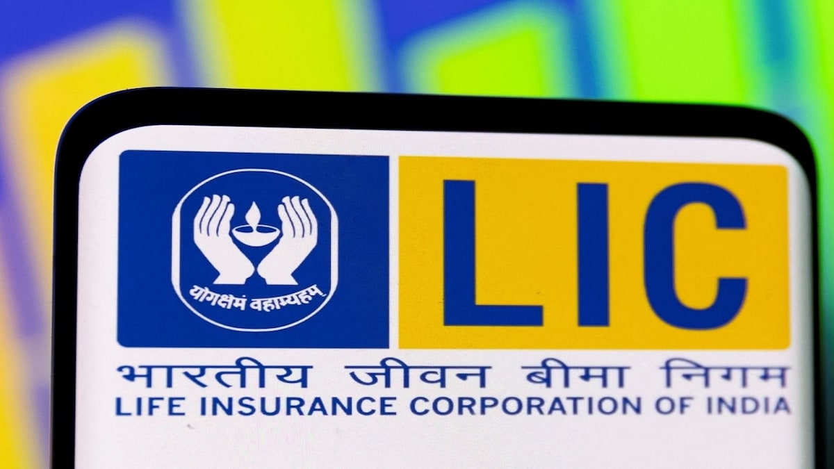 सरकार LIC में 6.5% हिस्सेदारी बेचेगी, फ्लोर प्राइस ₹382 तय