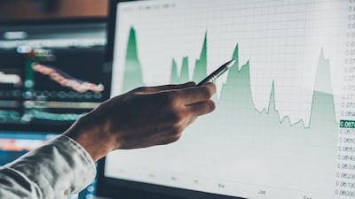 Imagicaaworld Entertainment Share: कंपनी का शेयर 1.25 फीसदी गिरकर 95 रुपये के भाव पर बंद. कंपनी ने बताया कि खर्चों में कमी के लिए कंपनी ने कैपटिव सोलर प्लांट लगाया है.  