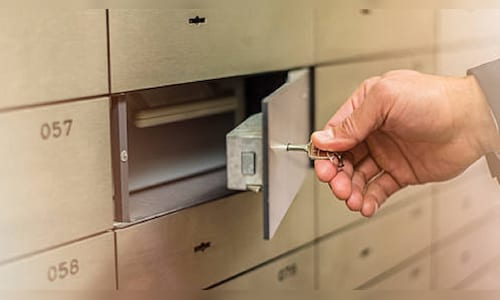 Bank Locker पर RBI ने दी बड़ी जानकारी, आपके पास भी है तो अभी जान लें ...