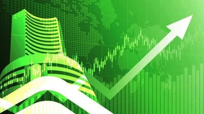Bajaj Auto 29.44% चढ़ा, ICICI Bank 28.60% चढ़ा, Wipro 28.09% चढ़ा, Apollo Hospital 27.91% चढ़ा, SBI 23.81% चढ़ा, Cipla22.68% चढ़ा.