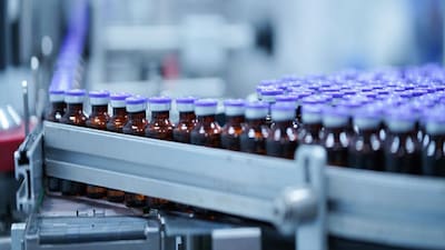 AUROBINDO PHARMA की सब्सिडियरी CuraTeQ Biologics को Dyrupeg बायोसिमिलर के लिए UK रेगुलेटर से मंजूरी मिली. कंपनी का शेयर मंगलवार को आधा फीसदी बढ़कर 1104 रुपये के भाव पर बंद हुआ.