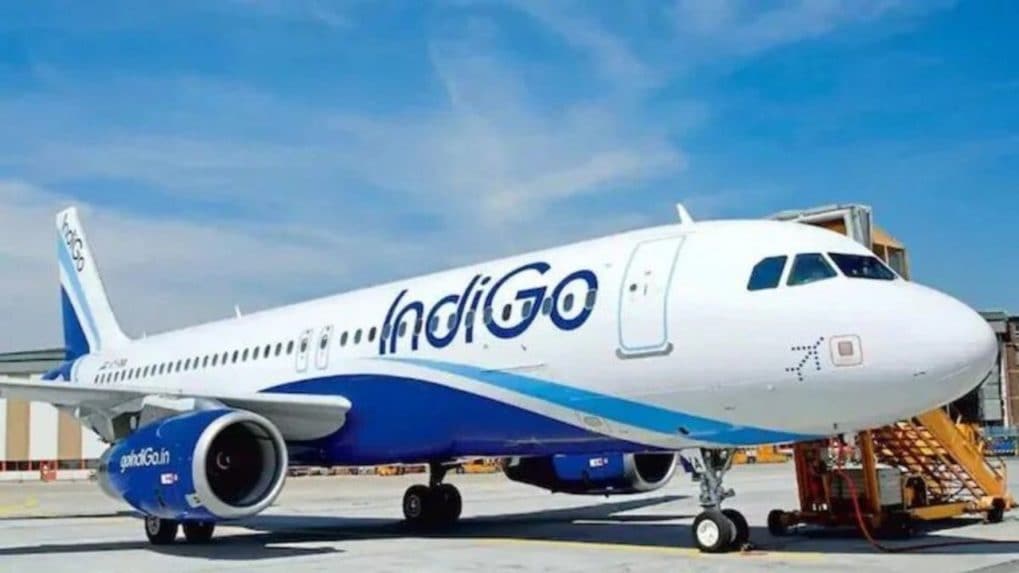 IndiGo की फ्लाइट्स कैंसिल होने से हजारों यात्री विभिन्न एयरपोर्ट पर फंसे; एयरलाइंस ने अब माफी मांगी, कहा- We Will Take Care