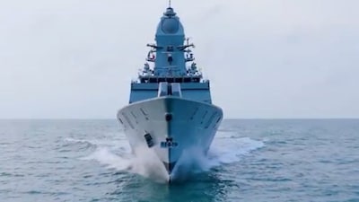 Swan Defence. कंपनी ने मझगांव डॉक के साथ एक समझौता किया है, जिसके तहत भारतीय नौसेना के लिए लैंडिंग प्लेटफॉर्म डॉक के डिज़ाइन और निर्माण का कार्य किया जाएगा.