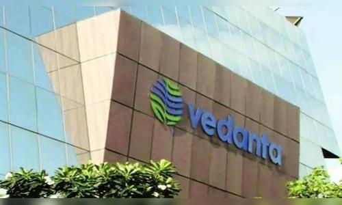 Vedanta Stock Crash: लगातार तेजी के बाद आज शेयरों में 8% की गिरावट, ब्रोकरेज ने दिया ₹930 तक का टारगेट