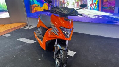 Simple Energy ने लॉन्च किया 'Simple Ultra': 400 किमी रेंज, नए Gen 2 स्कूटर भी पेश.