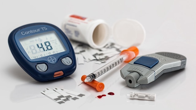 Blood sugar regulation and insulin sensitivity | These typically improve within four weeks, reducing the risk of type 2 diabetes. Blood pressure also drops—by up to 6%—which has a measurable impact on heart health. There’s even early evidence that cancer-related growth factors decline within this period. Blood sugar regulation and insulin sensitivity | These typically improve within four weeks, reducing the risk of type 2 diabetes. Blood pressure also drops—by up to 6%—which has a measurable impact on heart health. There’s even early evidence that cancer-related growth factors decline within this period.