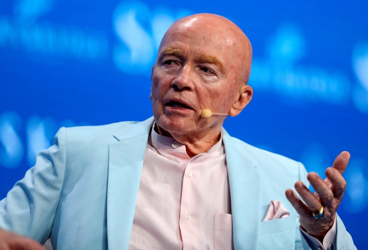FILE PHOTO: Mark Mobius, executive chairman at Templeton Emerging Markets Group, speaks during the SALT conference in Las Vegas