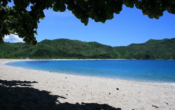 Located near the popular tourist destination of Bali, the Indonesian island is famed for its unexplored beaches and scenic beauty. It also offers a wide variety of options to adventure enthusiasts.