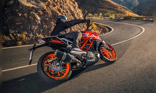 Bajaj Auto to Acquire Majority Stake in KTM, Fund €800 Million