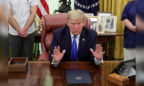 Trump Dismisses Health Rumors, Cites 'Fake News'