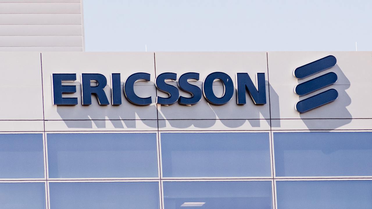 Ericsson Gets New 5G Contract From Bharti Airtel: Sources - CNBC TV18