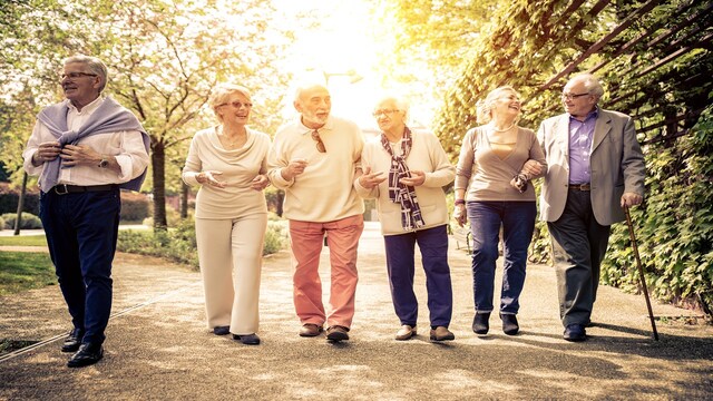 Walking 7,000 steps a day can lower death risk by 47%, depression by 22 ...