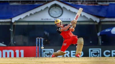 No. 7 | Ab de Villiers | The South African batsman brought curtains down to his IPL career with 5162 runs in 184 matches at an astonishing strike rate of 151.68. He, however, never won an IPL title. (Image Source: iplt20.com)