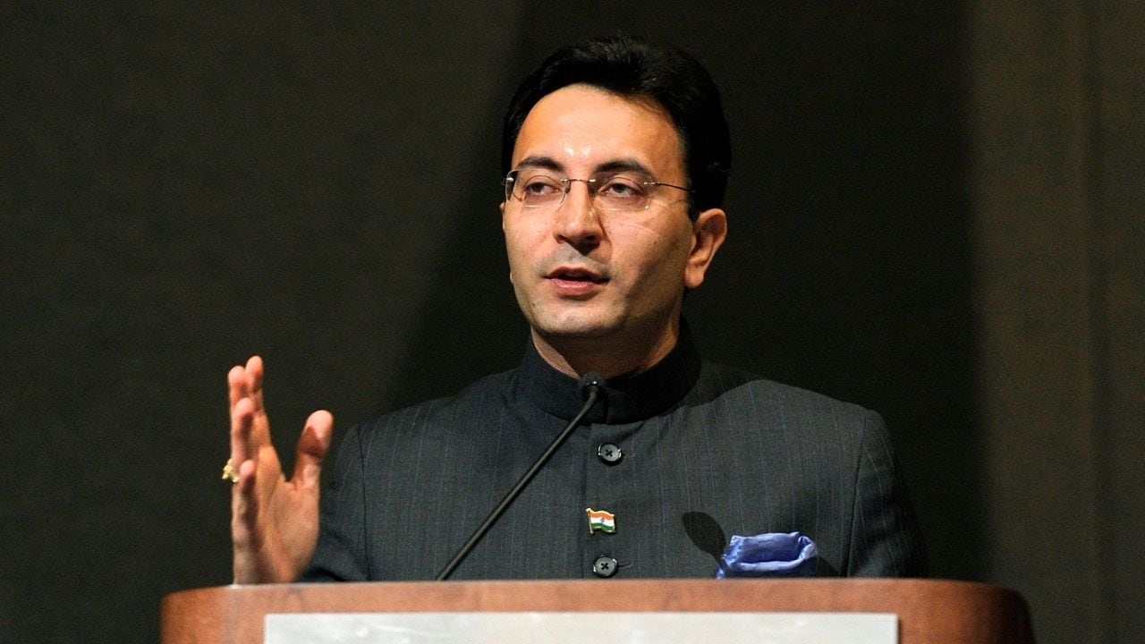 Govt 'determined' to make India a global leader in gems and jewellery: Minister Jitin Prasada