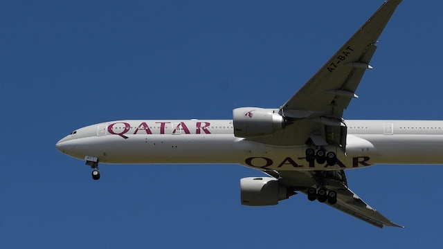 No 1. Qatar Airways | Doha-based Qatar Airways holds the top position globally in 2025, recognised for its exceptional service and luxurious onboard experience. The airline is particularly known for its industry-leading Business Class and highly rated airport lounges. Its extensive network spans over 150 international destinations, supported by a young and modern fleet. (Image: Reuters) No 1. Qatar Airways | Doha-based Qatar Airways holds the top position globally in 2025, recognised for its exceptional service and luxurious onboard experience. The airline is particularly known for its industry-leading Business Class and highly rated airport lounges. Its extensive network spans over 150 international destinations, supported by a young and modern fleet. (Image: Reuters)