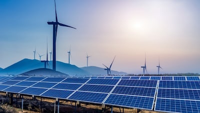 India's Renewable Energy Soars, But Grid & Storage Are Next Big Hurdles