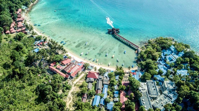 Perhentian Islands - Malaysia This a cluster of stunning coral fringed islands off the northeastern coast of Peninsular Malaysia, that give you a glimpse of Maldives with their white sand beaches and sparkling cyan waters. Their pristine serenity is sure to captivate you. Coral reefs, sharks, turtles, and beautiful fish are just some of the many marine wonders you would spot while you head out for your underwater adventures. Secret paths through the dense woods of this rainforest is sure to enhance the adventure.This destination has everything you would want, from secluded spots for your special sundowner date with Bae to bustling "party beaches" with plenty of places to eat and drink.Things to keep in mind:How to get there:Take a flight to Kota Bharu, a cab or bus to Kuala Besut, then a boat to Perhentian Islands.There are daily buses from all throughout Malaysia, some are direct (e.g. from Kuala Lumpur) and some need changes.Budget:Perhentian Kecil is popular with backpacking budget travelers owing to the pocketfriendly rates, whereas Perhentian Besar is relatively expensive and promises you an upscale vacation experience.Budget hotels with Wi-Fi and breakfast cost $80-90. These hotels feature air conditioning, restaurants, and pools.Perhentian Islands Airbnbs are rainforest bungalows or villas. Two-person bungalows cost $75-85.When to visit:These islands are finest between March and November. Perhentian Islands - Malaysia This a cluster of stunning coral fringed islands off the northeastern coast of Peninsular Malaysia, that give you a glimpse of Maldives with their white sand beaches and sparkling cyan waters. Their pristine serenity is sure to captivate you. Coral reefs, sharks, turtles, and beautiful fish are just some of the many marine wonders you would spot while you head out for your underwater adventures. Secret paths through the dense woods of this rainforest is sure to enhance the adventure.This destination has everything you would want, from secluded spots for your special sundowner date with Bae to bustling "party beaches" with plenty of places to eat and drink.Things to keep in mind:How to get there:Take a flight to Kota Bharu, a cab or bus to Kuala Besut, then a boat to Perhentian Islands.There are daily buses from all throughout Malaysia, some are direct (e.g. from Kuala Lumpur) and some need changes.Budget:Perhentian Kecil is popular with backpacking budget travelers owing to the pocketfriendly rates, whereas Perhentian Besar is relatively expensive and promises you an upscale vacation experience.Budget hotels with Wi-Fi and breakfast cost $80-90. These hotels feature air conditioning, restaurants, and pools.Perhentian Islands Airbnbs are rainforest bungalows or villas. Two-person bungalows cost $75-85.When to visit:These islands are finest between March and November.