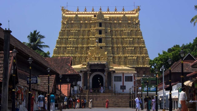 6. Sree Padmanabhaswamy Temple, Thiruvananthapuram | Dedicated to Lord Anantha, an avatar of Lord Vishnu, the Sree Padmanabhaswamy Temple in Trivandrum is known for its magnificence. In Vaishnavism, it is regarded as the sacred residence of Lord Vishnu and is one of the 108 Divya Desams. There is a rigorous dress code, and only Hindus are permitted admission. 6. Sree Padmanabhaswamy Temple, Thiruvananthapuram | Dedicated to Lord Anantha, an avatar of Lord Vishnu, the Sree Padmanabhaswamy Temple in Trivandrum is known for its magnificence. In Vaishnavism, it is regarded as the sacred residence of Lord Vishnu and is one of the 108 Divya Desams. There is a rigorous dress code, and only Hindus are permitted admission.