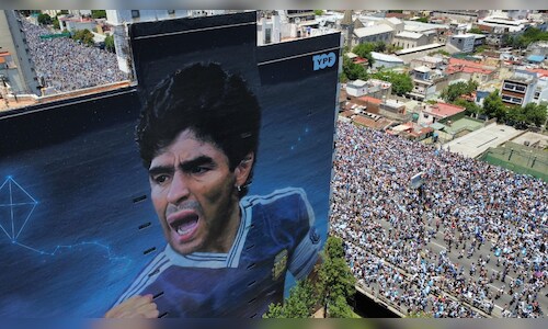 Maradona Doctor's Trial Halted Amidst Judge Impartiality Concerns
