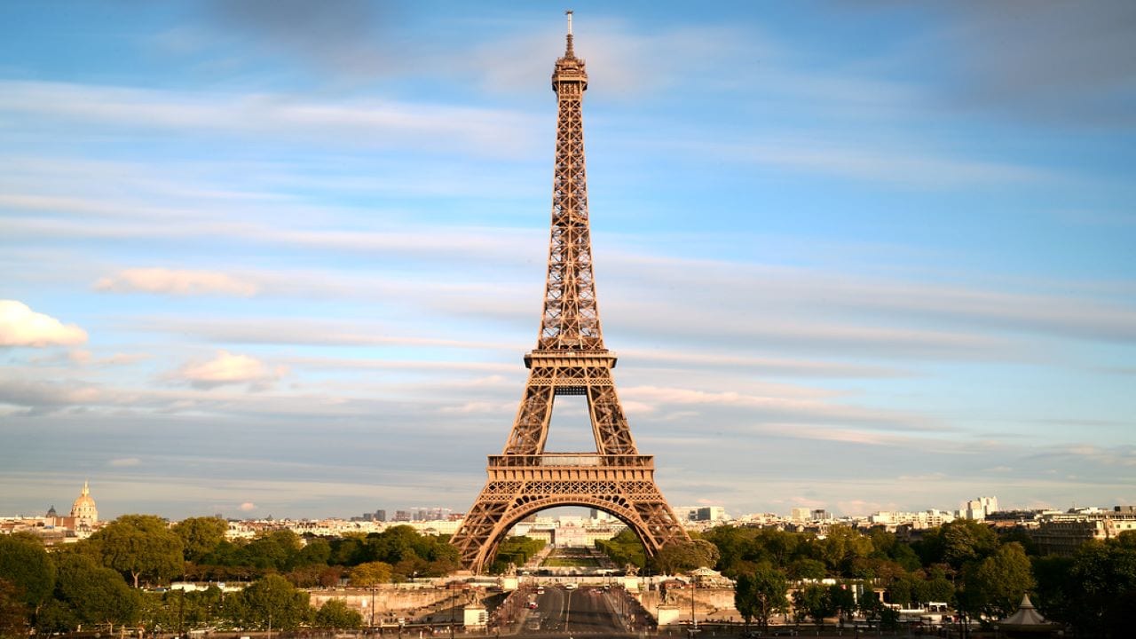 Eiffel Tower catches fire, blaze forces evacuation of 1,200 visitors