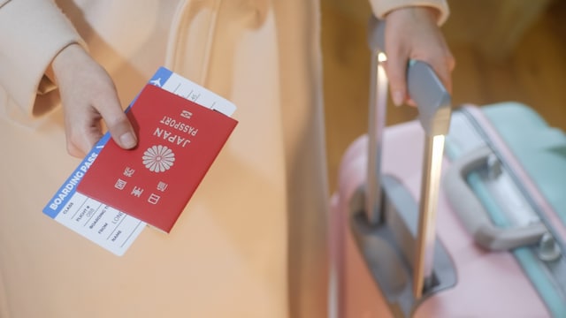 No 2. Country: South Korea and Japan | Visa-free entries to countries: 190 | South Korea and Japan are tied in second place, granting their citizens visa-free or visa-on-arrival access to 190 countries. These two East Asian nations consistently rank high in passport strength due to their economic influence and international partnerships. Their passports offer extensive travel freedom across Europe, the Americas, and Asia. No 2. Country: South Korea and Japan | Visa-free entries to countries: 190 | South Korea and Japan are tied in second place, granting their citizens visa-free or visa-on-arrival access to 190 countries. These two East Asian nations consistently rank high in passport strength due to their economic influence and international partnerships. Their passports offer extensive travel freedom across Europe, the Americas, and Asia.