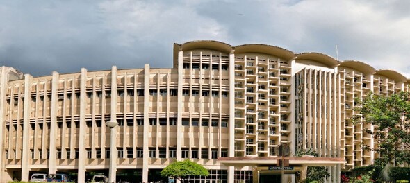 Less than 50% of IIT Bombay students enrolled for campus placement; 36% ...