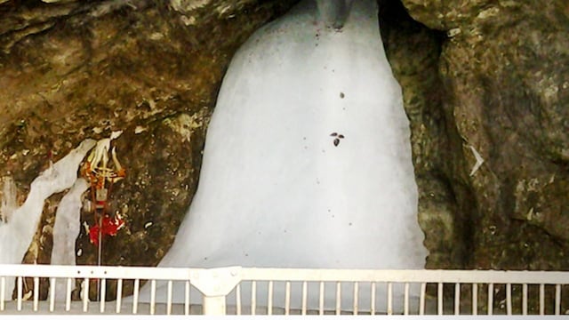 Amarnath cave shrine/Image courtesy Amarnathji Shrine Board