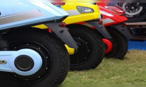 India's 2025 Electric Two-Wheeler Market Sees Growth