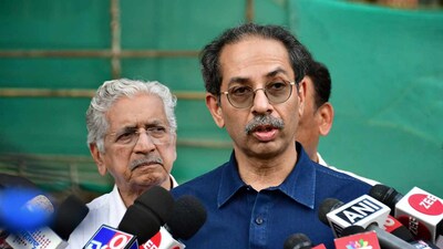Shiv Sena (UBT) faces desertions and '2 Mercedes for a post ...