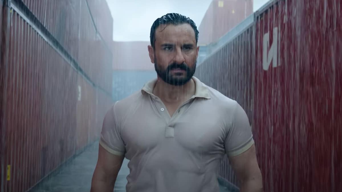 Blood-soaked Saif Ali Khan arrived at hospital in rickshaw with son ...