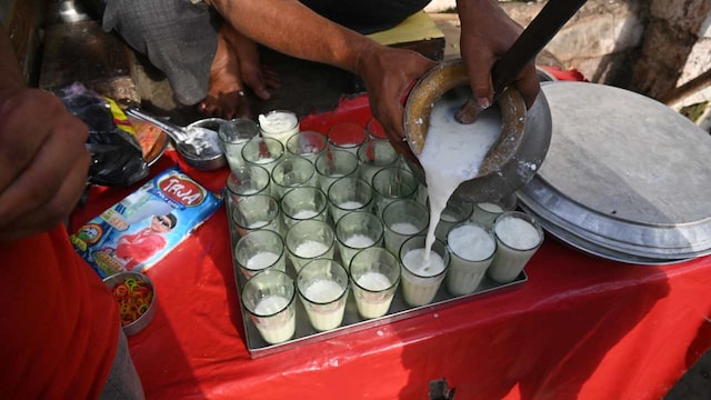 Chaas 10 को दही-आधारित ग्रीष्मकालीन पेय का प्रयास करना चाहिए