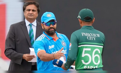 Rohit Sharma sets aside arch-rivalry and lauds Pakistani cricket fans 