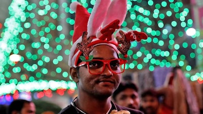 Gariahat Market | The market located in the Gariahat area of Kolkata is yet another must-visit shopping destination during the Christmas season. It is known for its traditional and modern shopping, where you can find unique Christmas items. The best part is you can also bargain a great deal. The market area in Gariahat is lined with shops selling accessories, decoratives and more. (Image: Reuters)