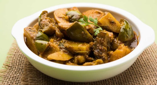No 5. Aloo Baigan | Basically a mix of potatoes and eggplant cooked together, Aloo Baigan, is not a favourite among many foodies. The dish is a staple in some households, while many young adults simply avoid it for the excessive oil used to cook it, depending on the cooking style and regional variations.