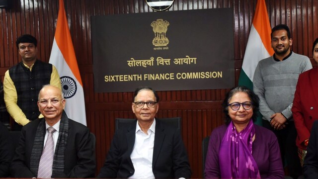 Government Appoints Manoj Panda As 16th Finance Commission Member