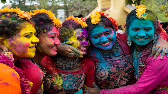 holi songs list bengali