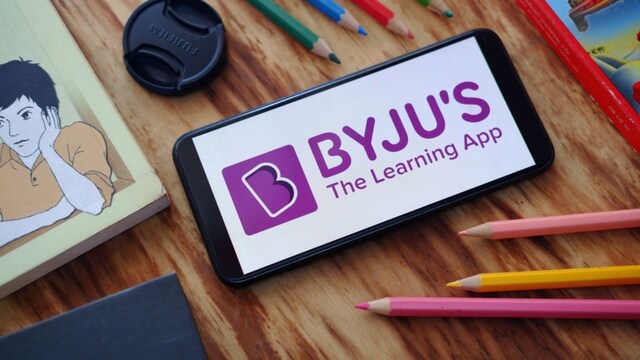 NCLT halts Byju's rights issue, seeks shareholders' detail - CNBC TV18