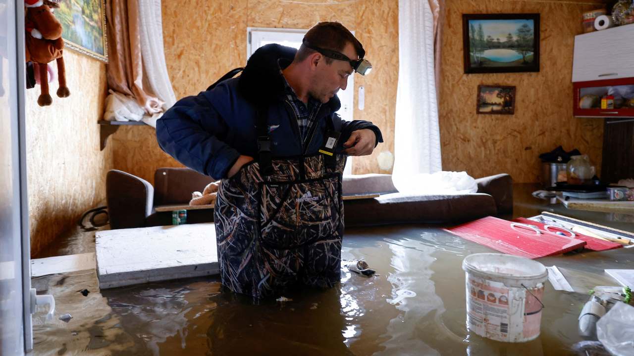 4. Floods in Russia and KazakhstanRecently, the Urals region of Russia and northern Kazakhstan have suffered the worst flooding in living memory, as hundreds of thousands of people have been evacuated in the region after rivers broke through dams and flooded cities. The floods have also resulted in disruptions at the oil refineries and natural gas wells in Russia. The fast-melting snow accompanied by heavy rains has swollen several large rivers in Asia and Europe.