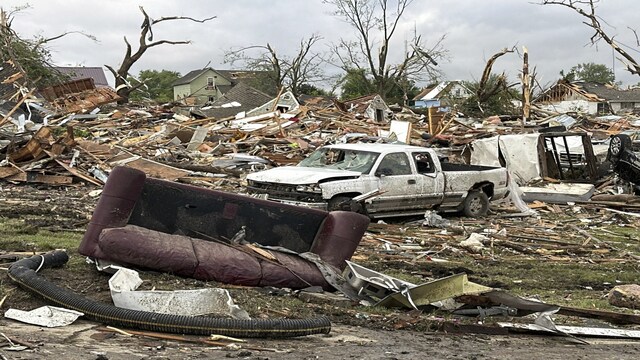 Devastating tornado in Iowa leaves trail of damaged homes, cars and ...