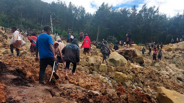 Over 2,000 people buried alive in landslide in Papua New Guinea - CNBC TV18