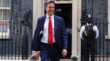 Britain's newly appointed Energy Security and Net Zero Secretary Ed Miliband walks on Downing Street, following the results of the election, in London, Britain, July 5, 2024. REUTERS/Toby Melville Britain's newly appointed Energy Security and Net Zero Secretary Ed Miliband walks on Downing Street, following the results of the election, in London, Britain, July 5, 2024. REUTERS/Toby Melville